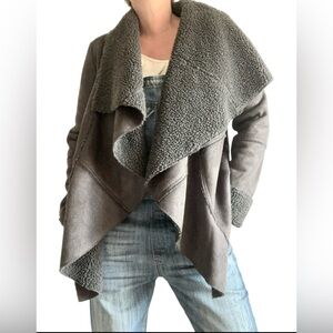 Romeo & Juliet Couture Faux Suede Teddy Grey Open Asymmetrical Front Jacket L